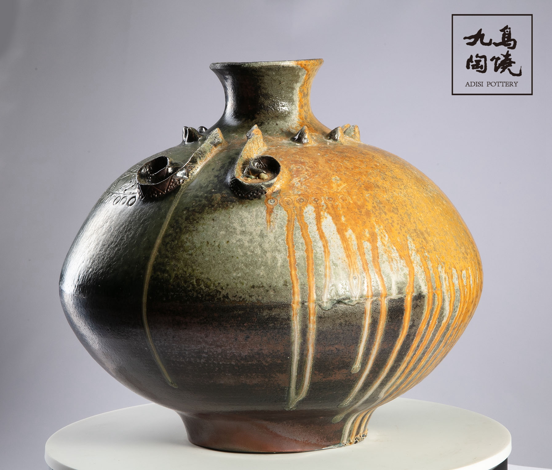 现代工艺 以现代手法重新呈现传统陶壶样貌